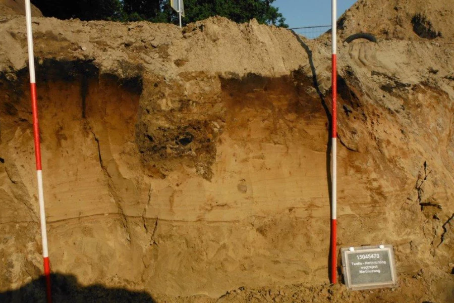 Archeologisch onderzoek bodemprofiel